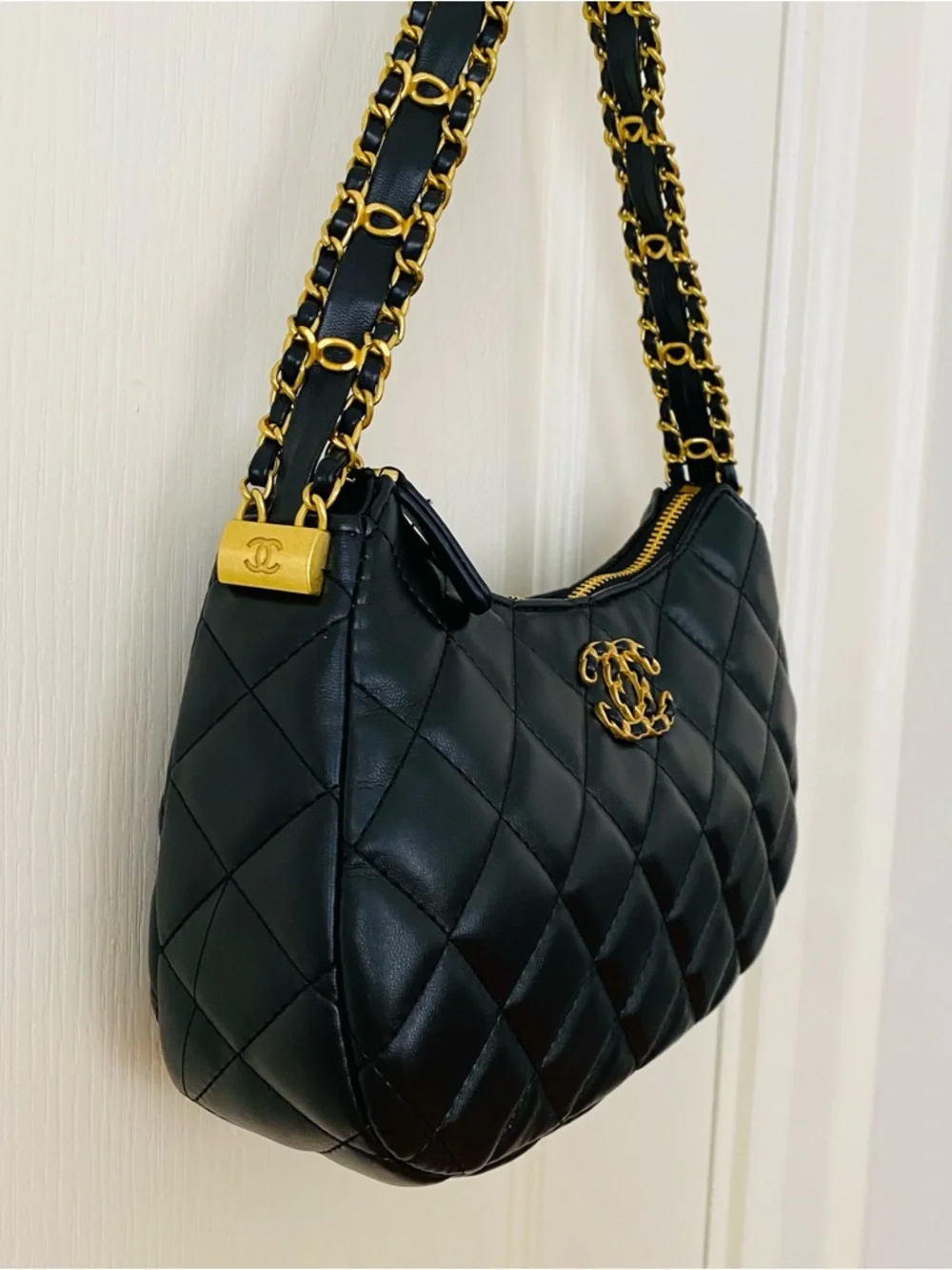 New in Box Chanel Makeup GWP Black Quilted Faux Leather 19 Hobo Shoulder Bag